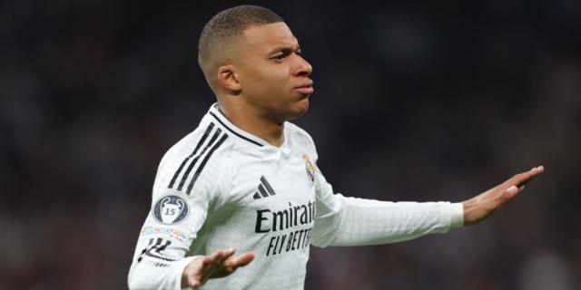 1739998324923022572.png 【欧冠】皇马主场3比1曼城晋级16强,姆巴佩帽子戏法