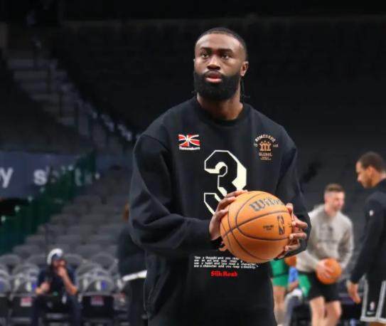 必发app-欲4-0横扫？绿军备战G4不放松，塔图姆：不关心FMVP