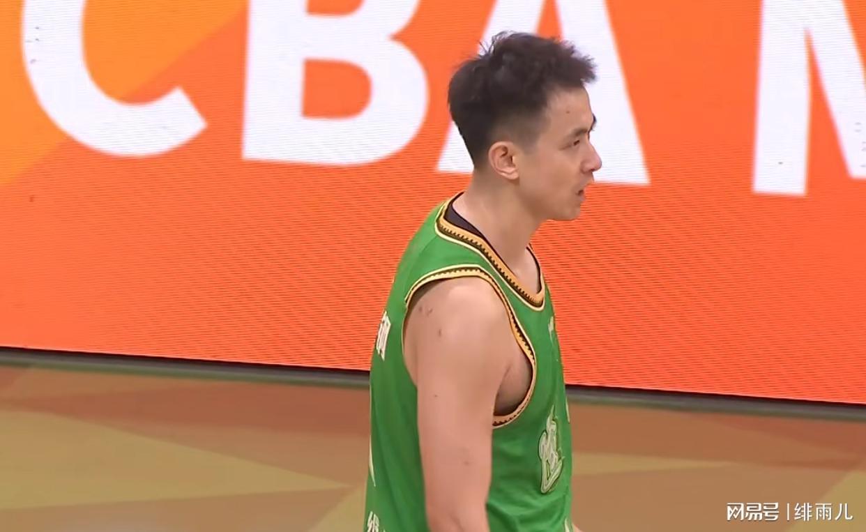 必发bifa-逼走赵继伟？辽宁队“8打5”狂输山东男篮，杨鸣恐无缘季后赛！