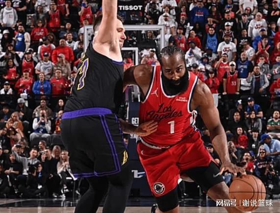 必发官方网站-快船轻松过关三喜临门，主力得到休息时间，找回久违强悍防守