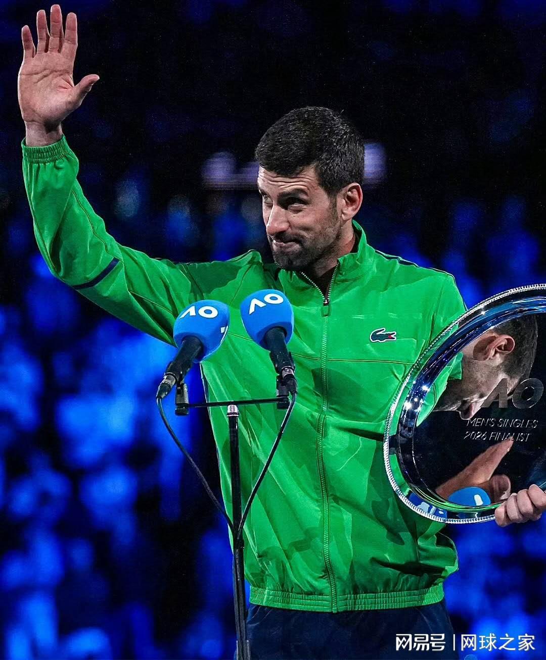 必发app-错失25冠，德约颁奖台上留下伤感言论引球迷猜测：或许真想退役了